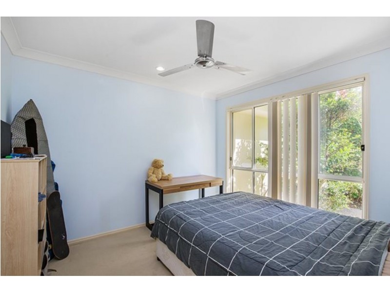 94 Roberts Drive, Maudsland QLD 4210