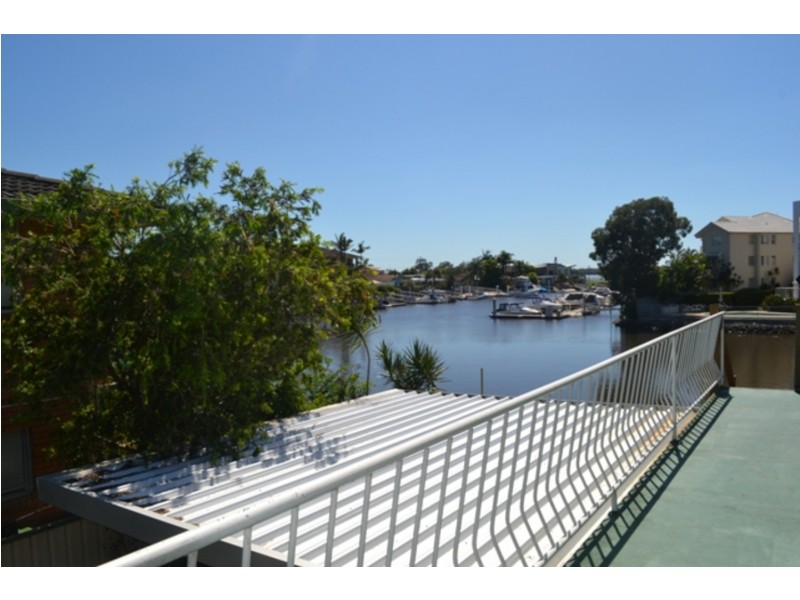 5/81 Bayview Street, Runaway Bay QLD 4216