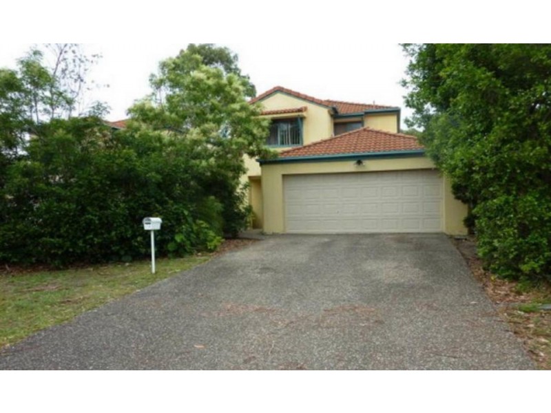 174 Greenacre Drive, Arundel QLD 4214