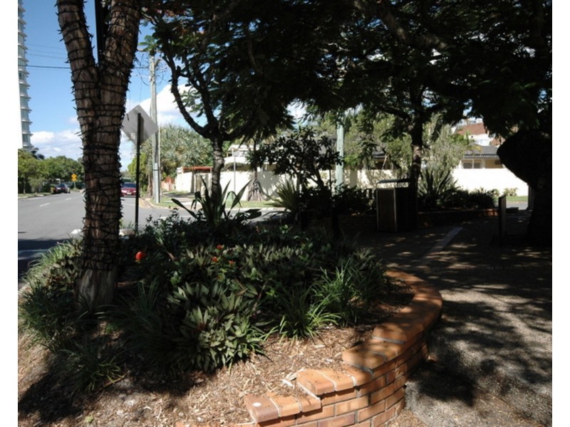 Shop 1/14-16 Tedder Avenue, Main Beach QLD 4217