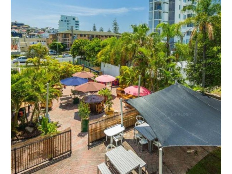 220/2007 Gold Coast Highway, Miami QLD 4220