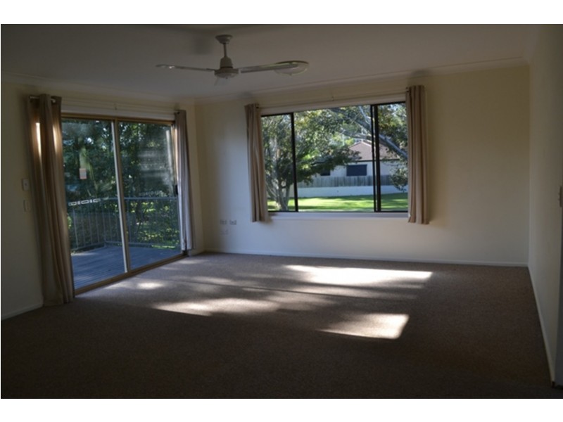 2/2 Ellen Street, Southport QLD 4215