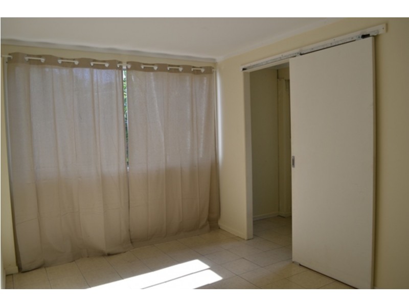 2/2 Ellen Street, Southport QLD 4215