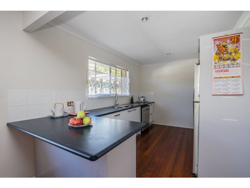 116 Muir Street, Labrador QLD 4215