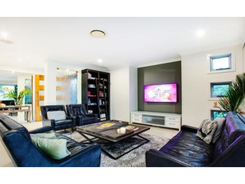 12 Kapala Street, Southport QLD 4215