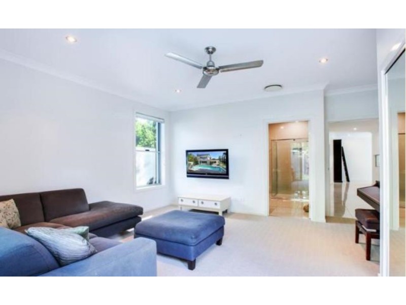 12 Kapala Street, Southport QLD 4215