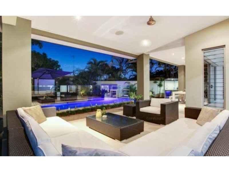 12 Kapala Street, Southport QLD 4215