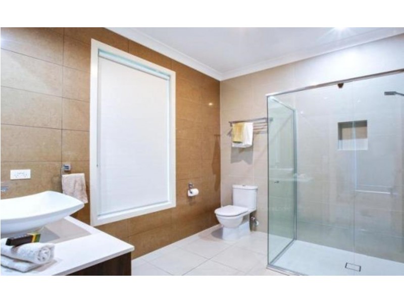 12 Kapala Street, Southport QLD 4215