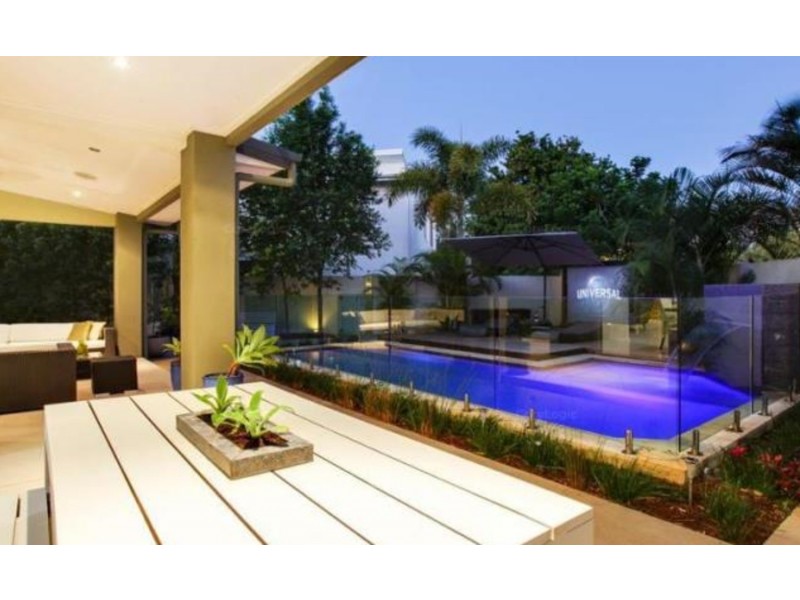 12 Kapala Street, Southport QLD 4215