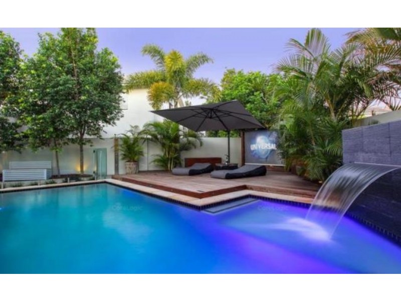 12 Kapala Street, Southport QLD 4215