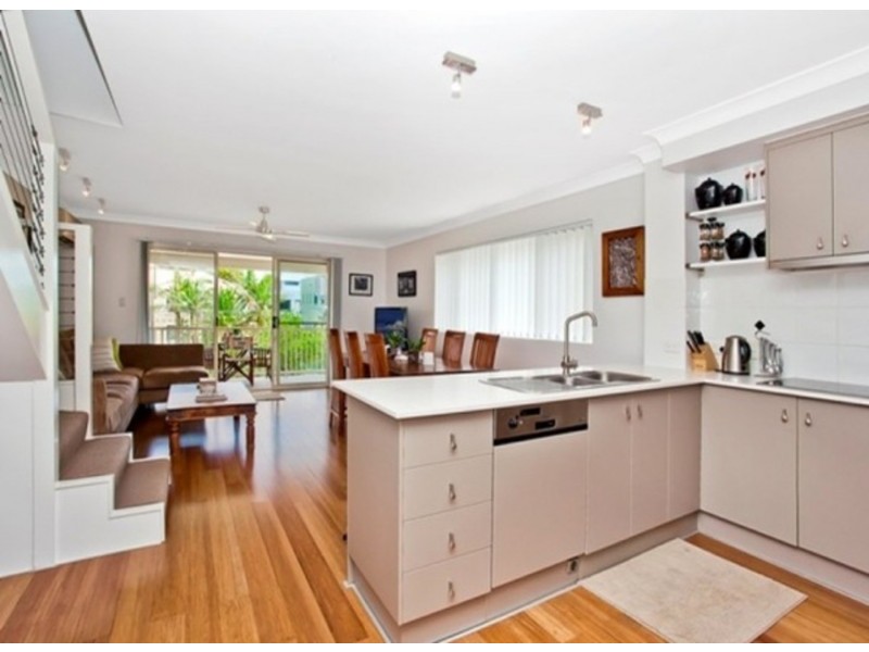 28/64-66 Queen Street, Southport QLD 4215