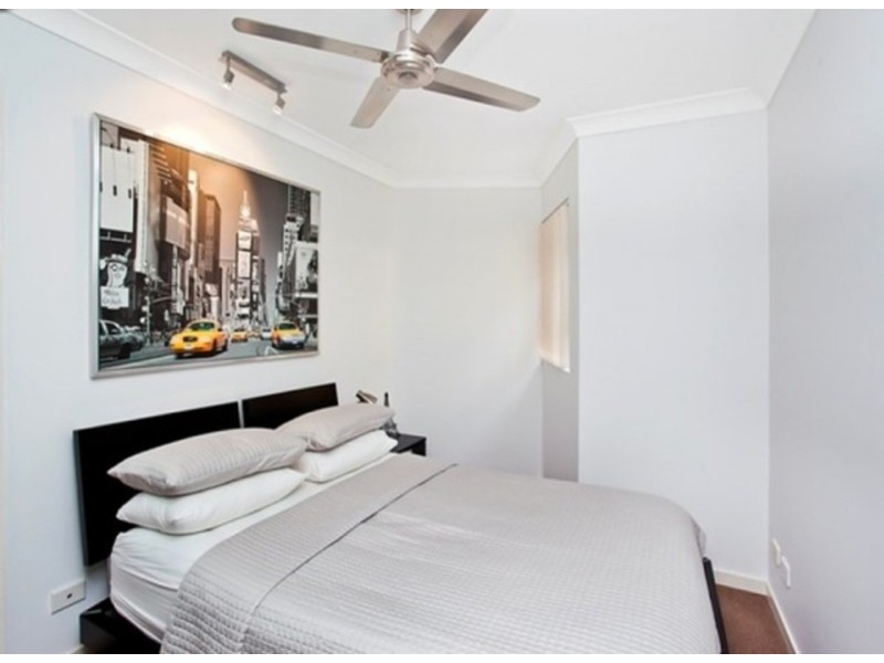 28/64-66 Queen Street, Southport QLD 4215