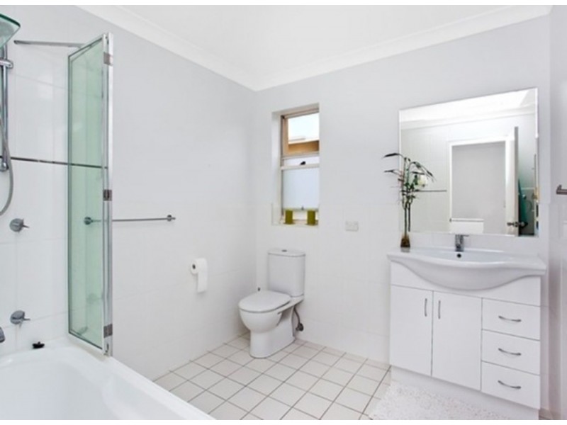 28/64-66 Queen Street, Southport QLD 4215