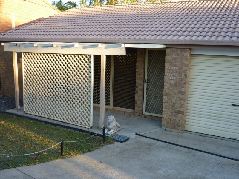 2/40 McMillan Street, Labrador QLD 4215