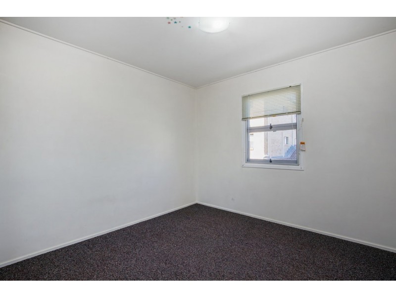 5/107A Frank Street, Labrador QLD 4215