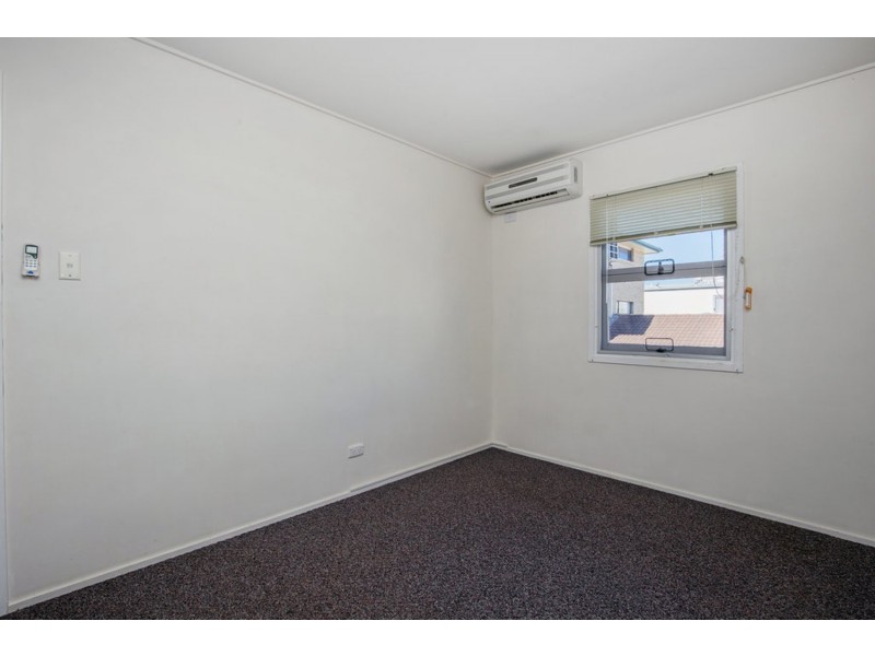 5/107A Frank Street, Labrador QLD 4215