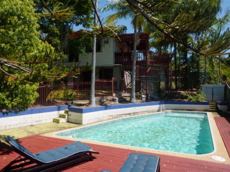 13 Jilpangi Crescent, Ashmore QLD 4214