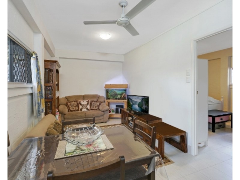 15  Tecoma Street, Southport QLD 4215