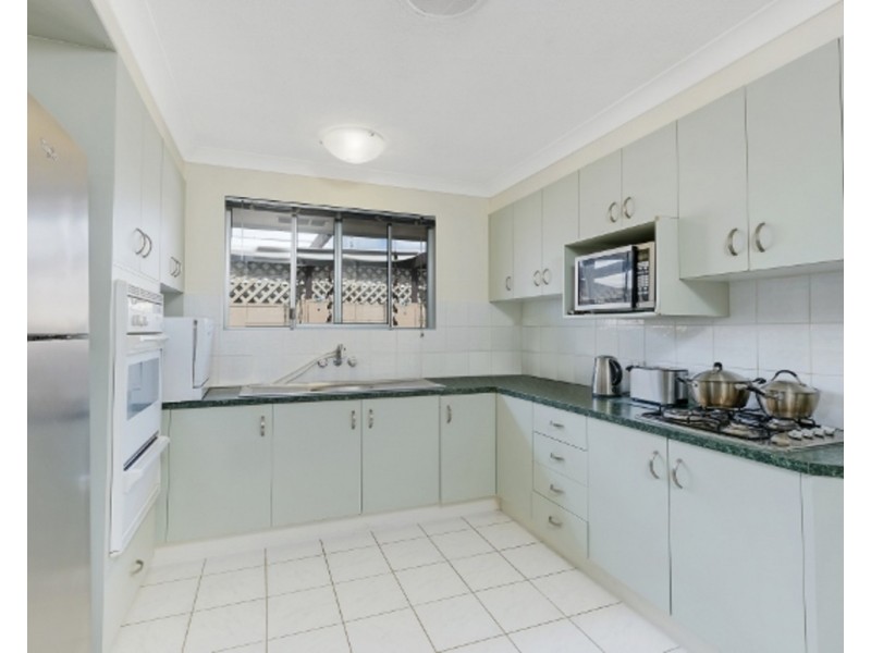 15  Tecoma Street, Southport QLD 4215
