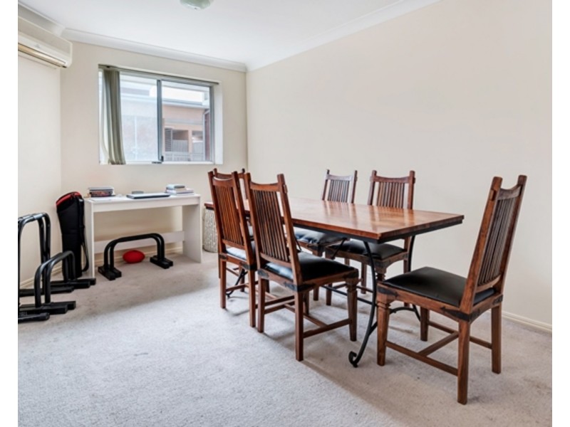 8/132 High Street, Southport QLD 4215