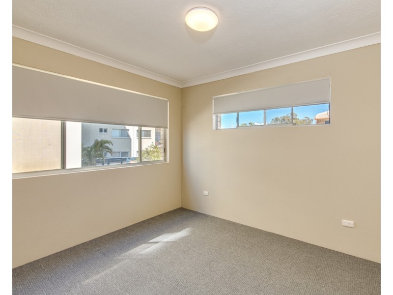 3/526 Marine Parade, Biggera Waters QLD 4216