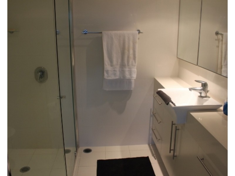 11c/10 Marine Parade, Southport QLD 4215