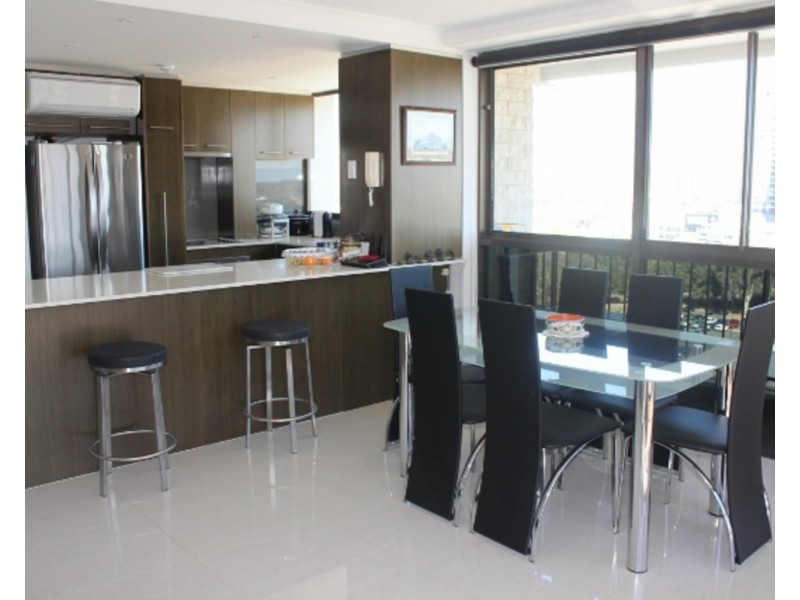 11c/10 Marine Parade, Southport QLD 4215