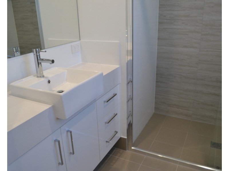 702/26 Spendelove Avenue, Southport QLD 4215