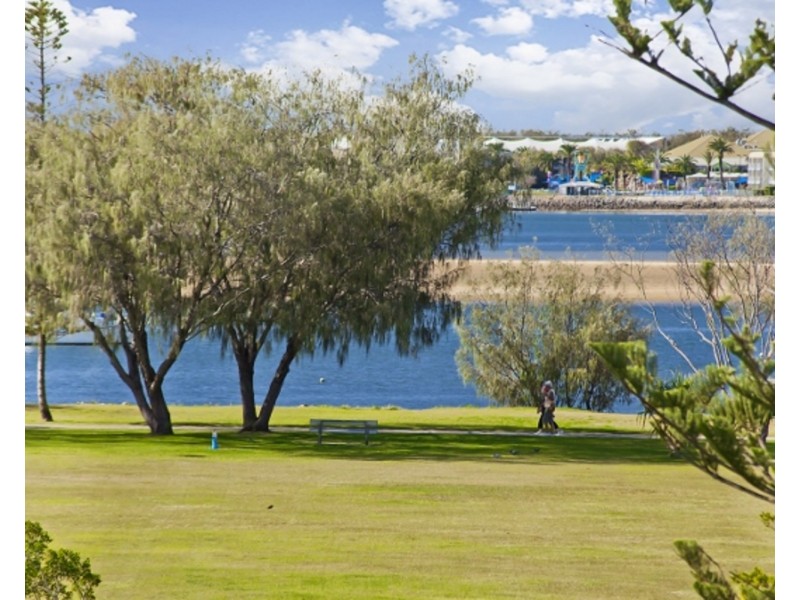 6/84 High Street, Southport QLD 4215