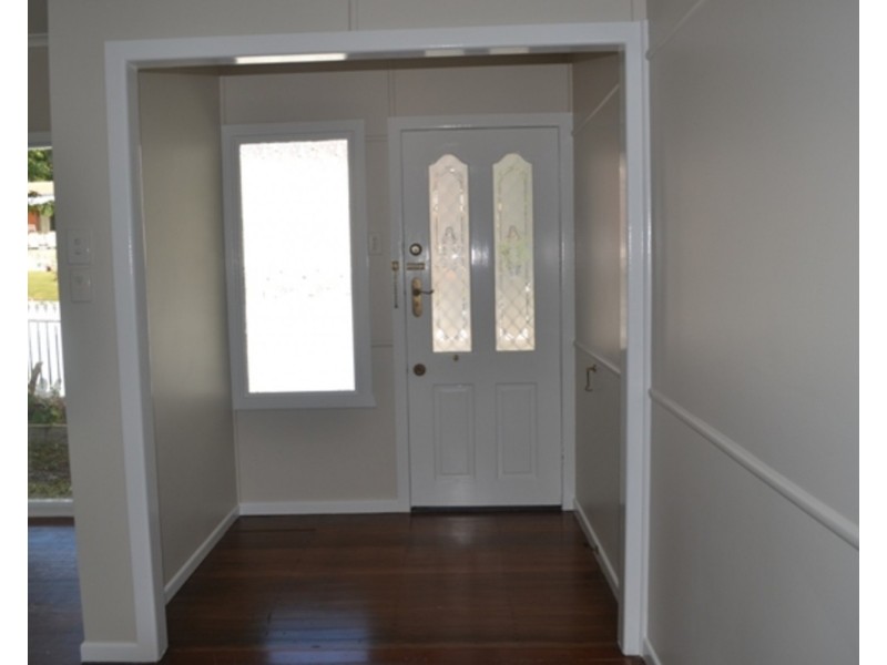 26 Mole Avenue, Southport QLD 4215