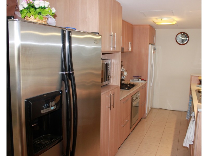 2303/Pivotal Point 50 Marine Parade, Southport QLD 4215