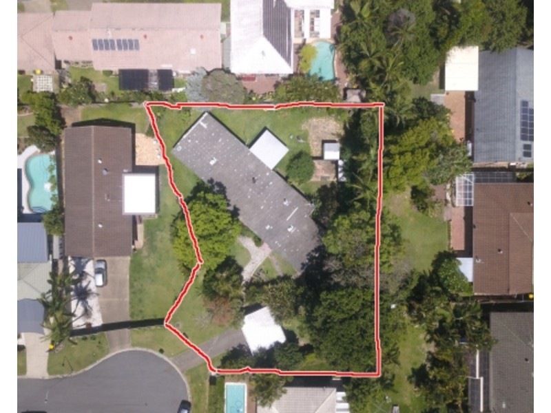 10 Crinkle Court, Southport QLD 4215