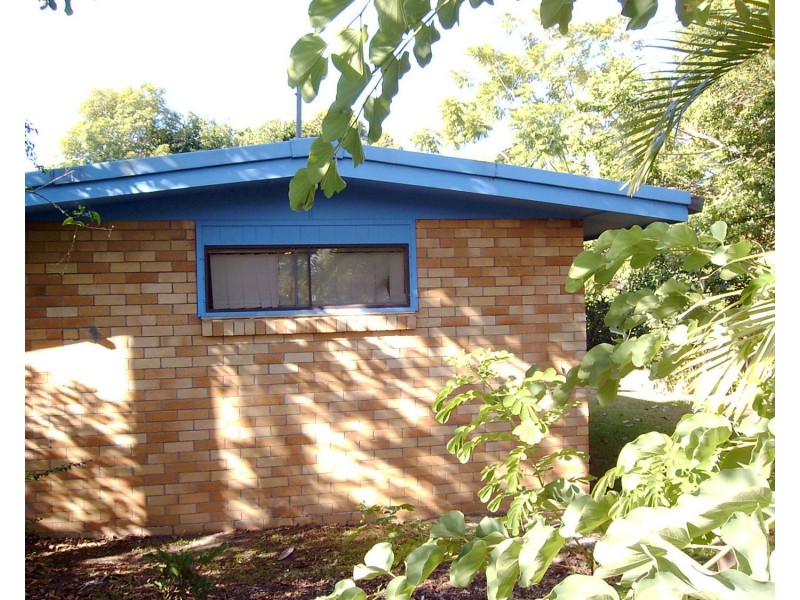 10 Crinkle Court, Southport QLD 4215