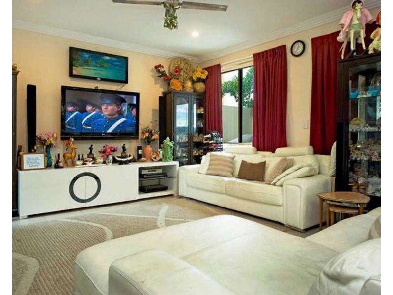 7405 Ellensbrook Drive, Hope Island QLD 4212