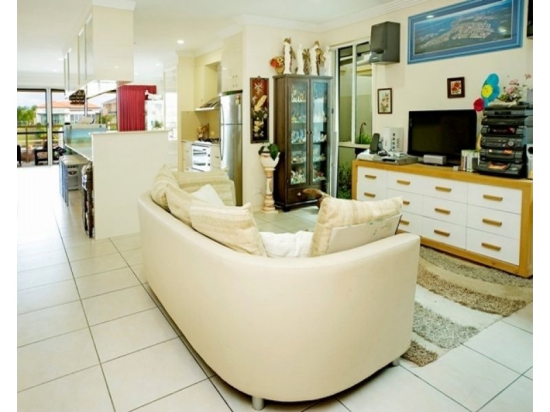 7405 Ellensbrook Drive, Hope Island QLD 4212