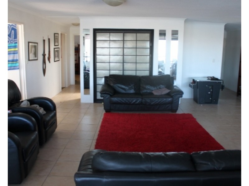 34/77 Brighton Parade, Southport QLD 4215