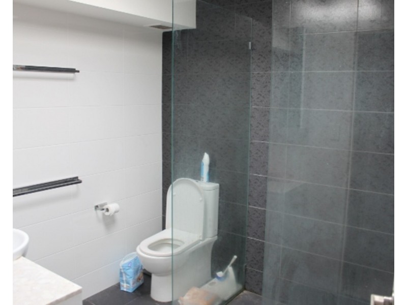 34/77 Brighton Parade, Southport QLD 4215