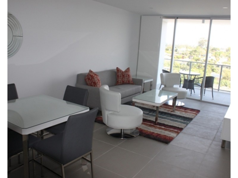 503/26 Spendelove Avenue, Southport QLD 4215