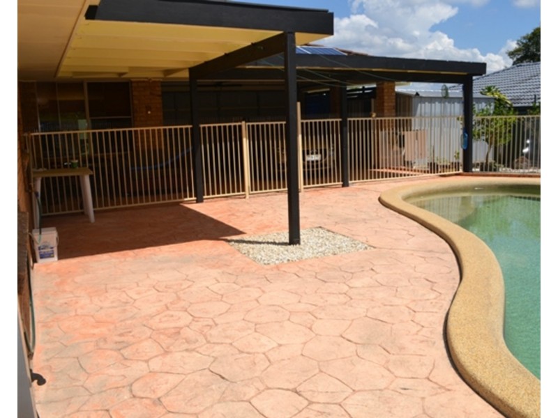 19 Lismore Drive, Helensvale QLD 4212