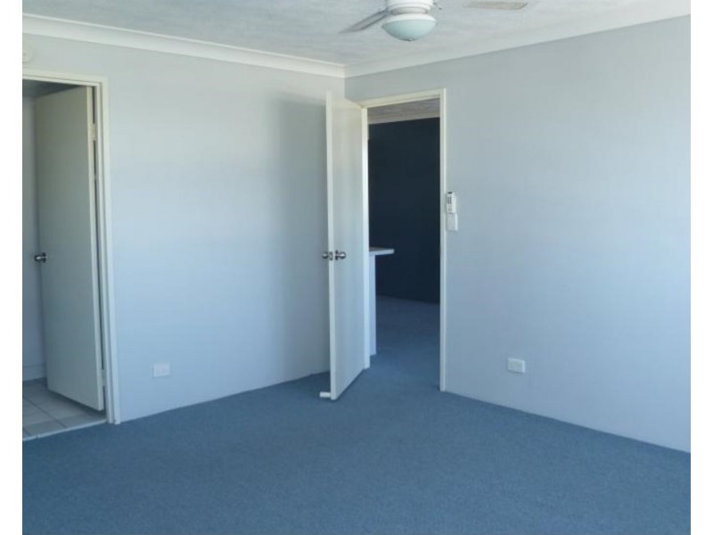 39/30 Marine Parade, Southport QLD 4215