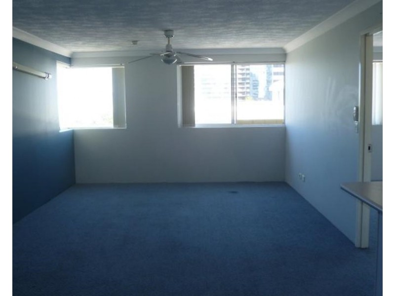 39/30 Marine Parade, Southport QLD 4215