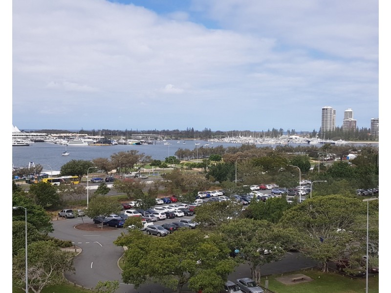 39/30 Marine Parade, Southport QLD 4215