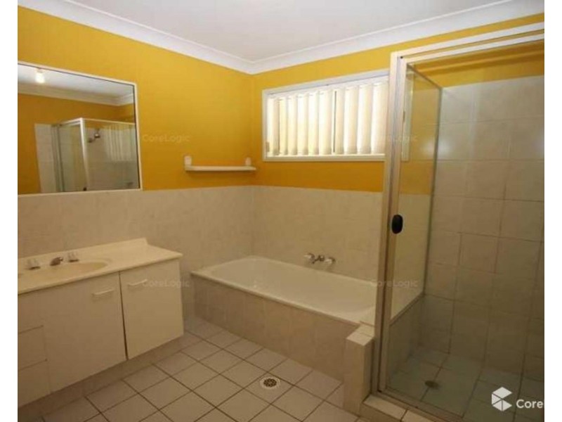 13/97 Edmund Rice Drive, Southport QLD 4215