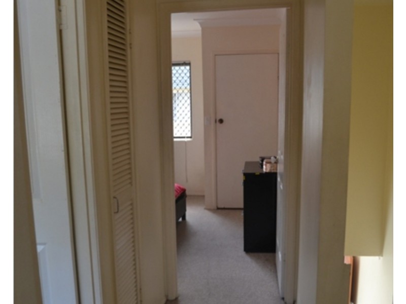 2/188 High Street, Southport QLD 4215