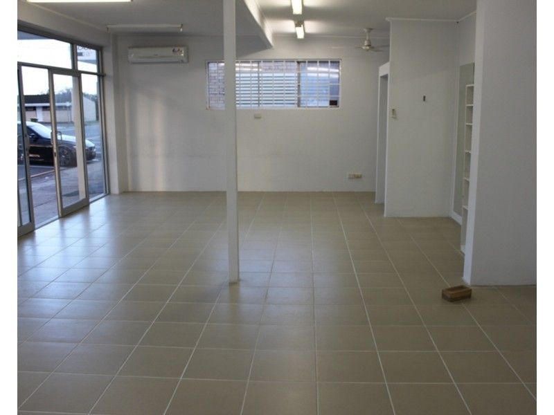 10 Railway Street, Southport QLD 4215