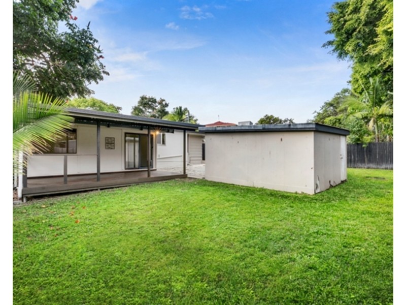 14 Elaine Street, Southport QLD 4215