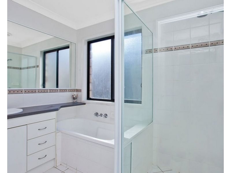 20a Billinghurst Crescent, Upper Coomera QLD 4209