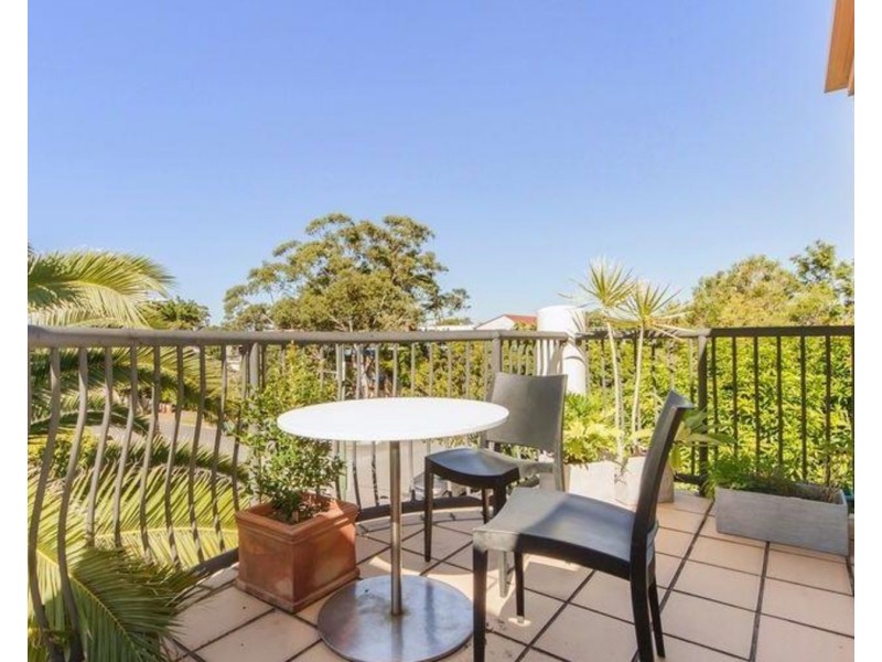 31/16-26 Waverley Street, Southport QLD 4215