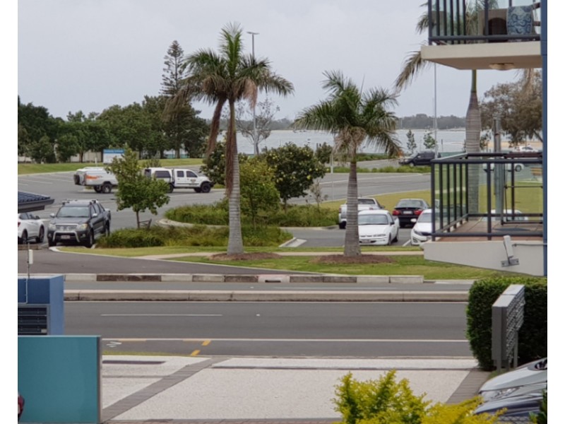 208/132 Marine Parade, Southport QLD 4215