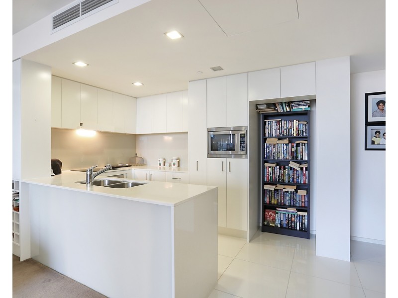 601/38 Scarborough Street, Southport QLD 4215